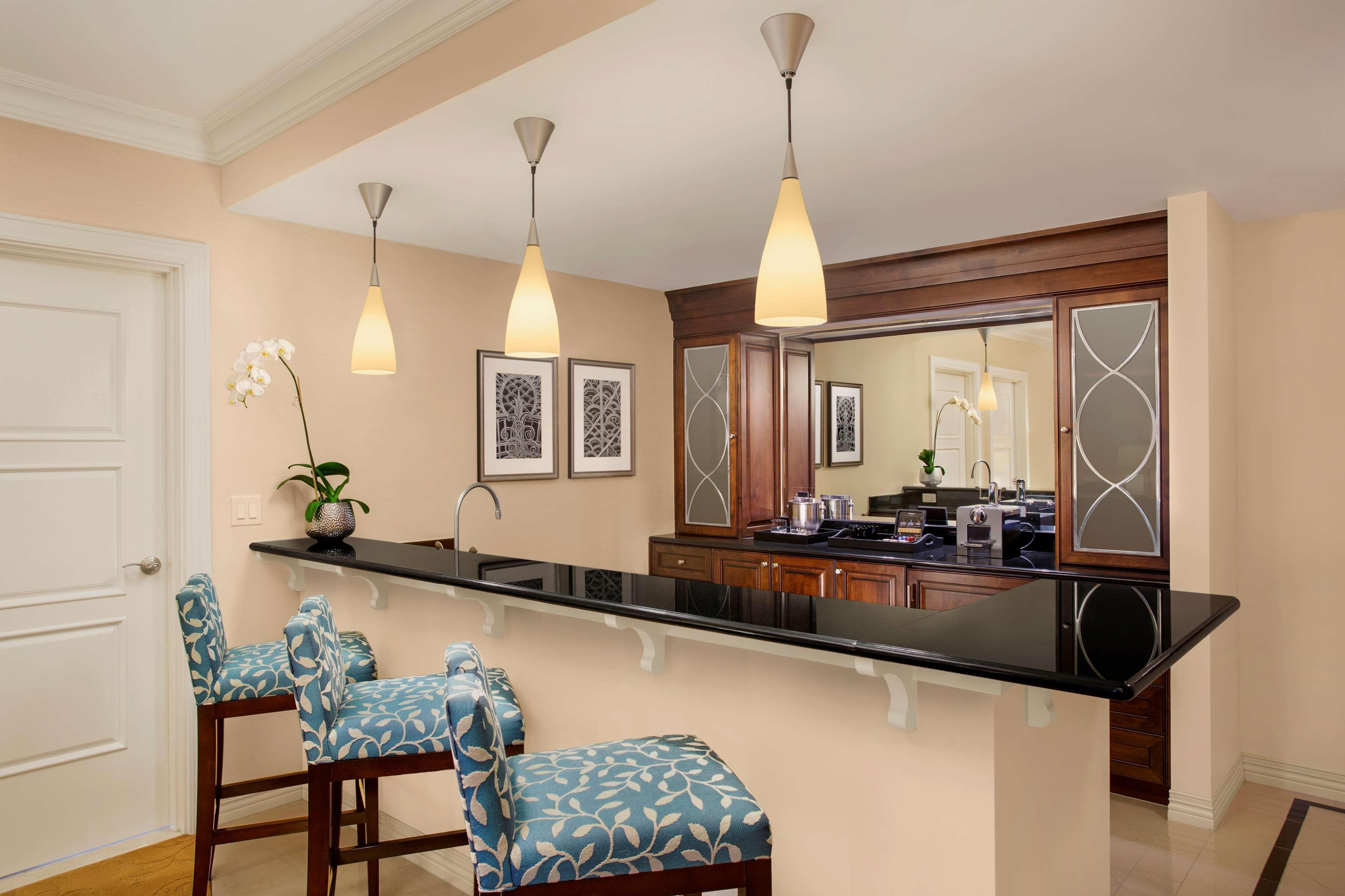 Resort Waldorf Astoria Orlando - An Official Walt World