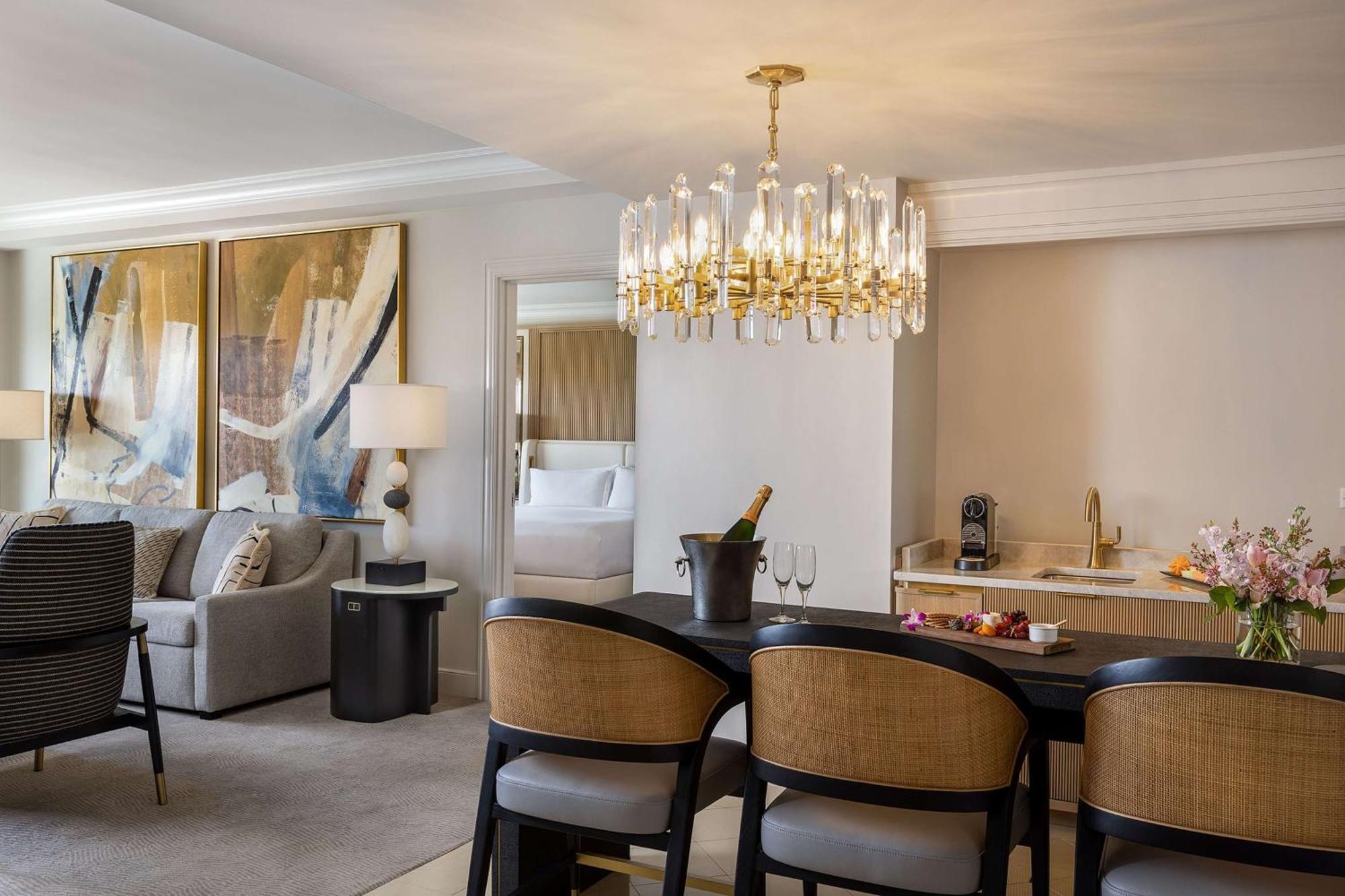Waldorf Astoria Orlando - An Official Walt World Resort 5*