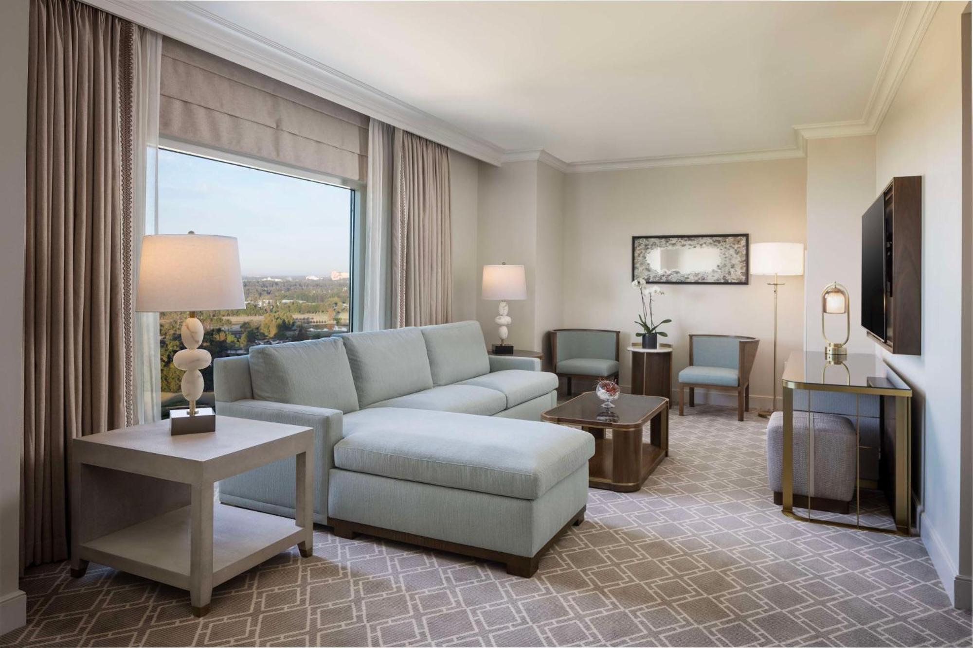 Resort Waldorf Astoria Orlando - An Official Walt World