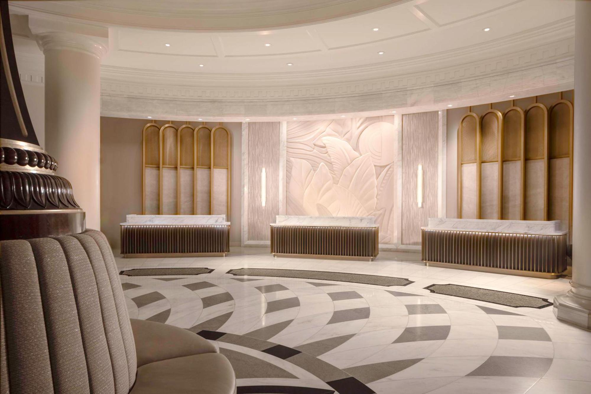 Waldorf Astoria Orlando - An Official Walt World 5* Lake Buena Vista