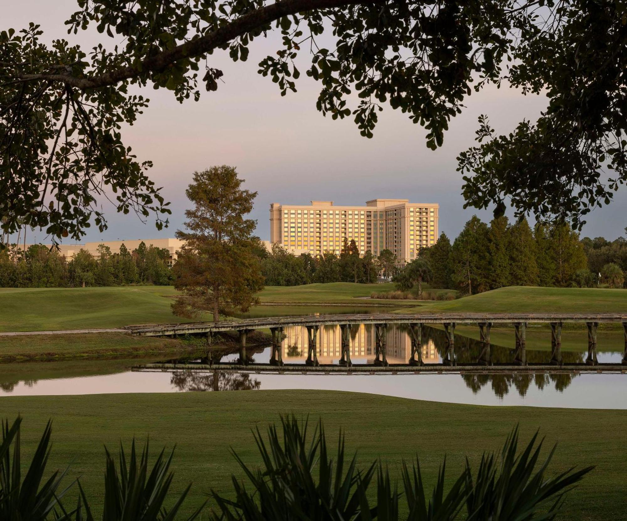 Resort Waldorf Astoria Orlando - An Official Walt World 5*